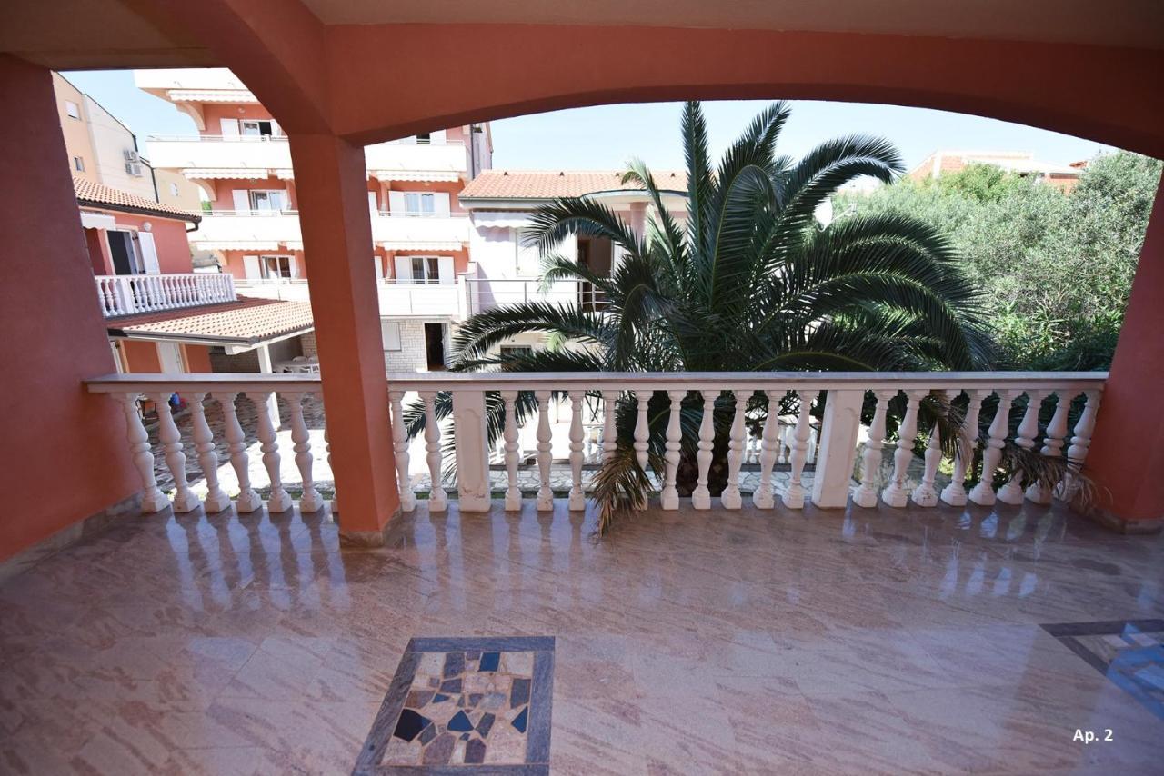 Apartments Bella Sky II Novalja Exterior photo